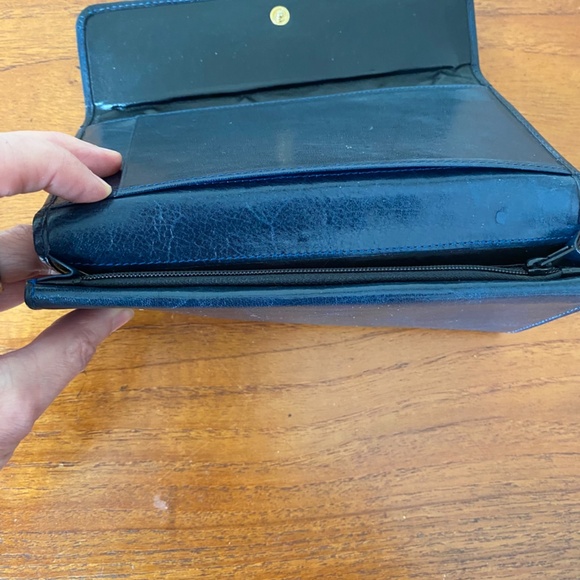 Rare Pedano Canada Womans Navy Leather Wallet - Picture 8 of 8